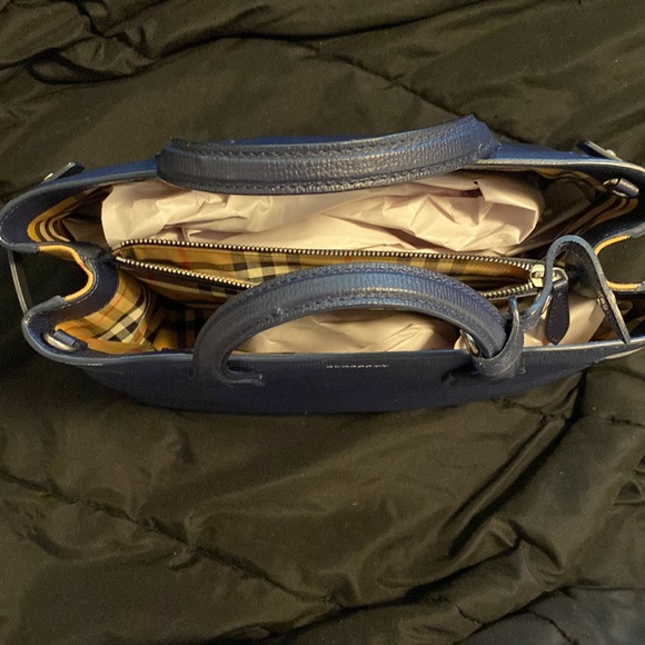 Burberry Bags Authentic Medium Burberry Banner Bag Poshmark